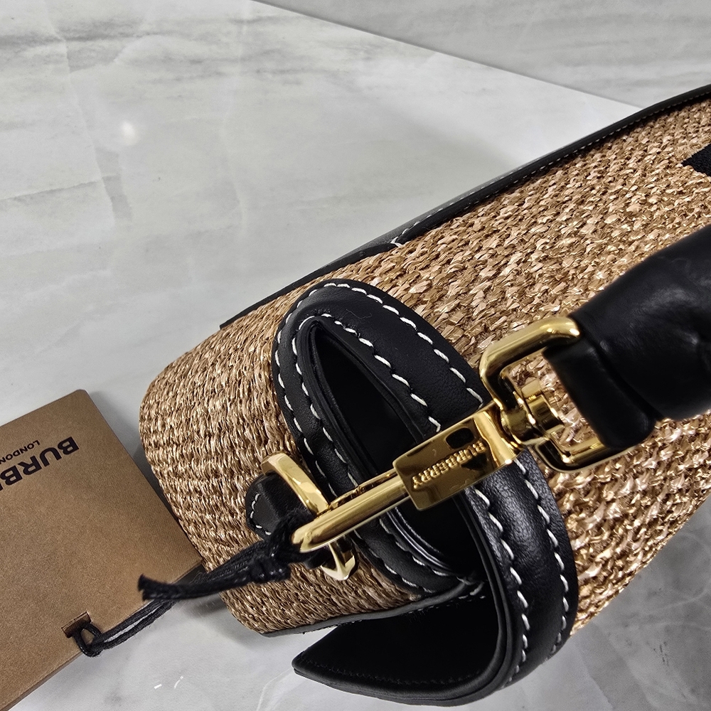 Burberry Tan and Black Women's Bag - Picture 3 of 16